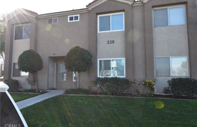 260 W 3rd photos photos