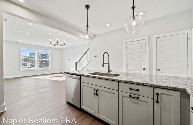 2733 St Elias Dr unit A Gallery 2