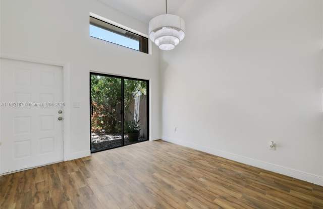 10516 SW 112th Ave photos photos