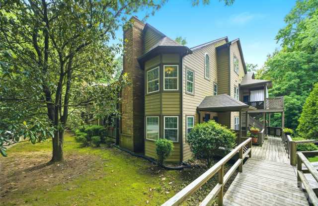 6150 Gray Gate Lane Gallery 2