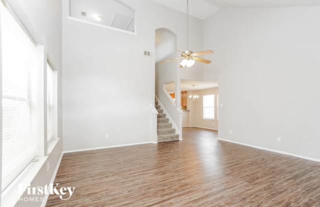 13731 Rural Oak Street Gallery 3