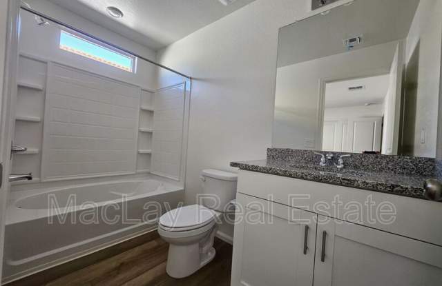 1390 W Aztec Dr Gallery 3