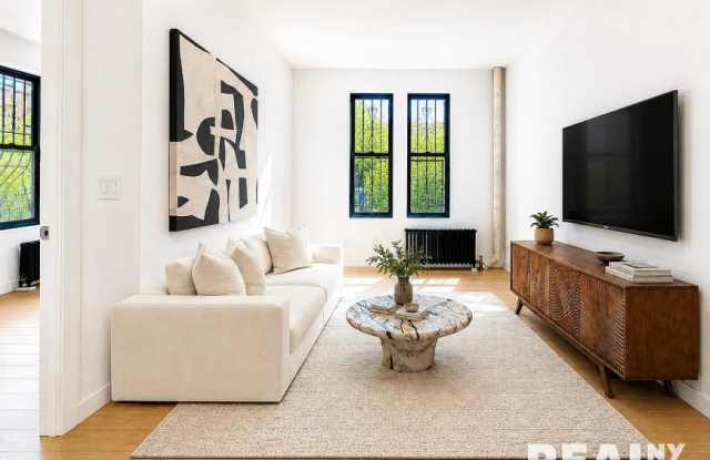 19 Wyckoff Street Gallery 1