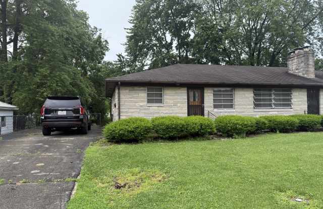 237 E 5th Street - 237 East 5th Street, Rushville, IN 46173