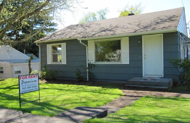 770 Fairview Ave SE - 770 Fairview Avenue Southeast, Salem, OR 97302