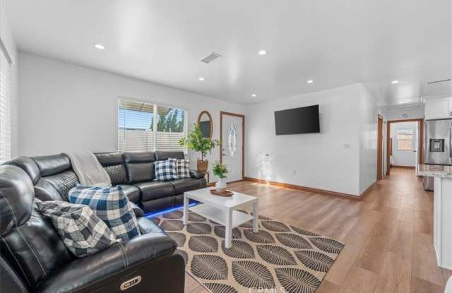 707 N Park Ave photos photos