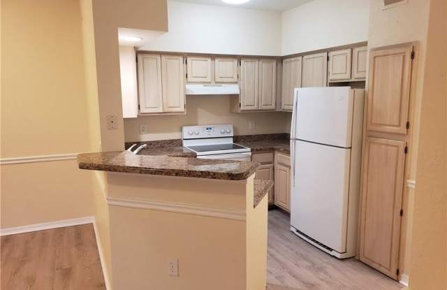 23640 Walden Center Dr Gallery 4