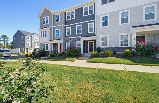 102 Maple Grove Lane - 1 Gallery 2