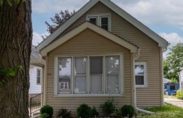 4917 North 55th Street photos photos