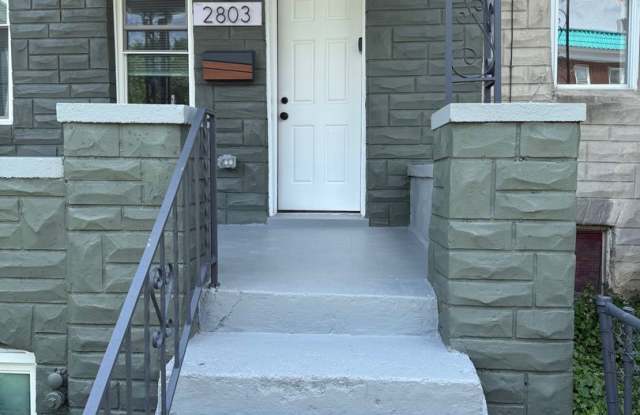 Beautifully Renovated 4BR/2.5BA Home Gallery 3