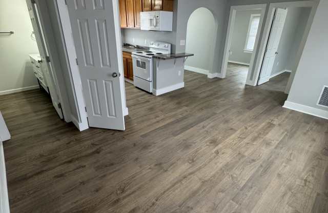 15 1/2 Elm Street - 4 - 15 1/2 Elm Street, Cortland, NY 13045 15 1/2 Elm Street - 4 - 15 1/2 Elm Street, Cortland, NY 13045