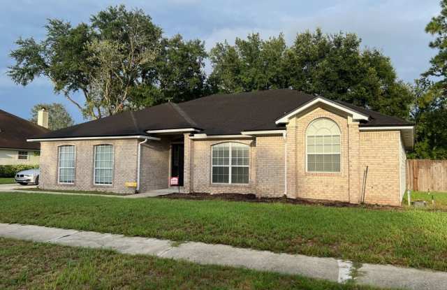 4 Bedroom 2 Bathroom Home with Garage photos photos