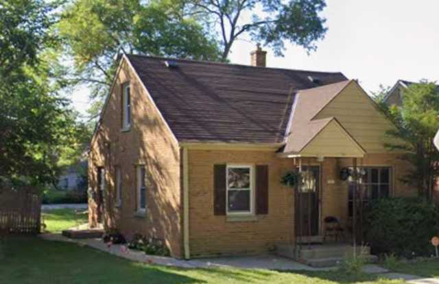 4BR SINGLE FAMILY! GREAT POPULAR LOCATION, 1.5BA, FULL BASEMENT photos photos