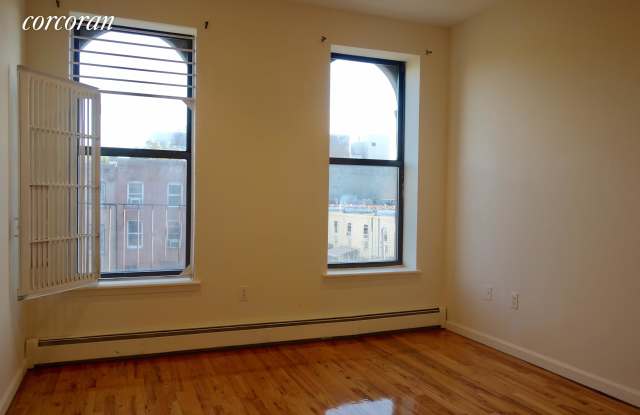 123 Putnam Avenue Gallery 4