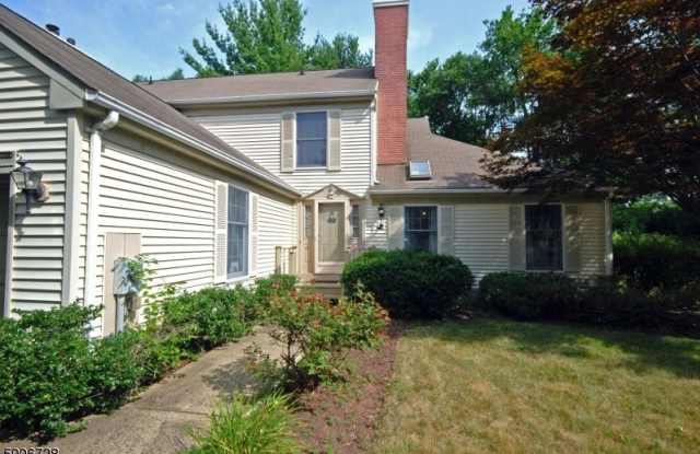 88 Commonwealth Dr photos photos