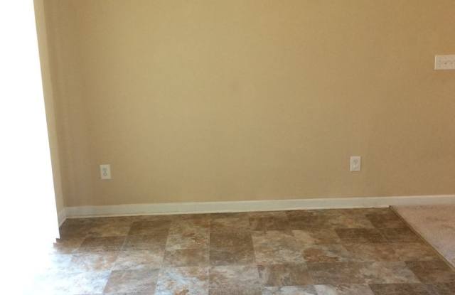 1242 Camellia Court Gallery 4