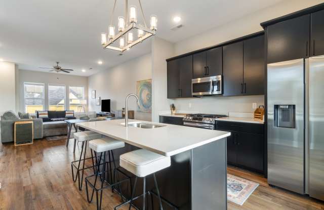 1705 Adams St photos photos