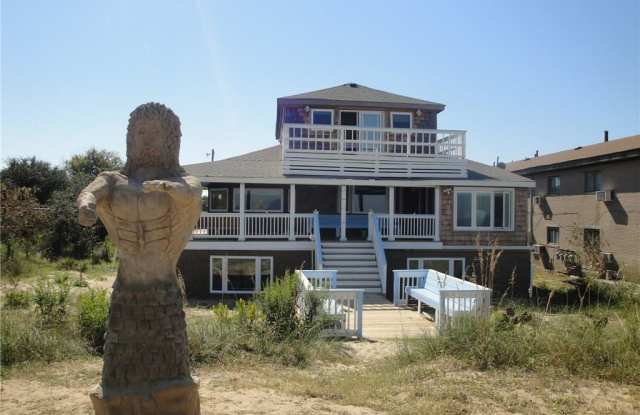 902 W Ocean View Avenue - 902 West Ocean View Avenue, Norfolk, VA 23503