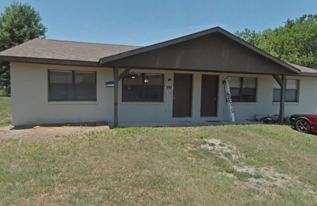 Beautiful 2 Bed 1 Bath Close to Town photos photos