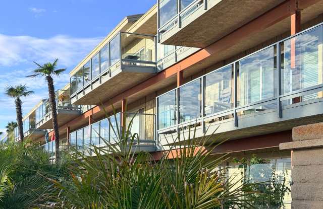 Port Hueneme | Surfside ll | 1 Bed + 1 Bath | Ocean Views | Gated Community | 717 Ocean View Dr photos photos