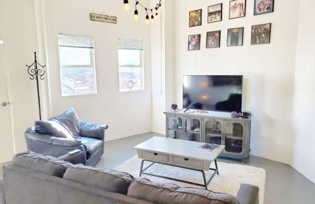 1637 Cabrillo Ave - 1637 Cabrillo Avenue, Torrance, CA 90501
