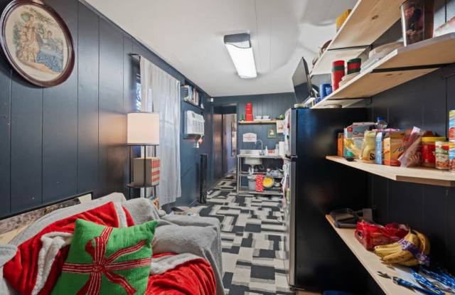 3403 20th Street - 3403 20th B photos photos