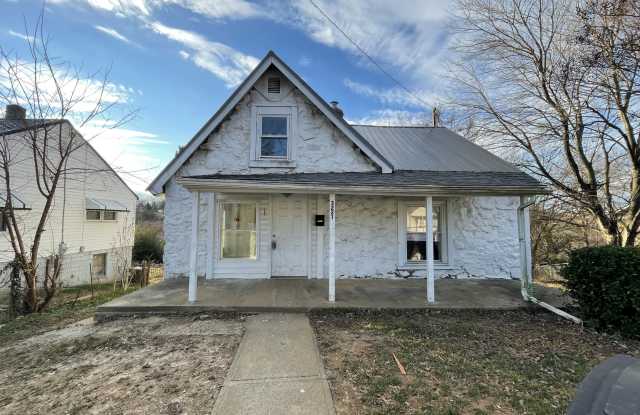 3221 Maryland Avenue photos photos