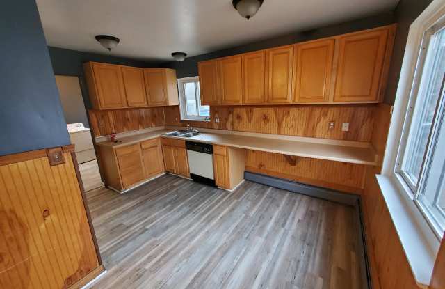 23528 Stewart Gallery 3