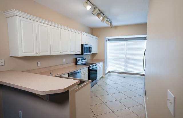 1620 42nd Square photos photos