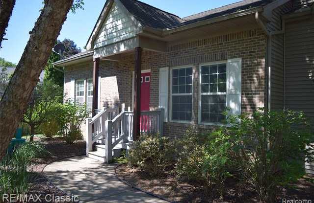 2772 GREG Avenue - 2772 Greg Avenue, Livingston County, MI 48114