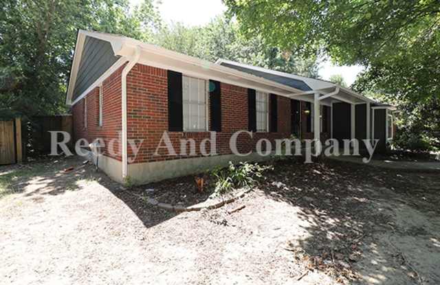 Welcome to 3285 Mayfair Drive! Gallery 3