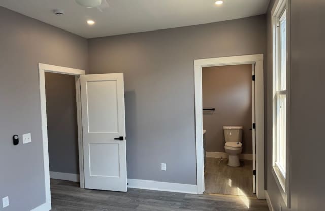 Completely Renovated House in Troy Hill Gallery 3