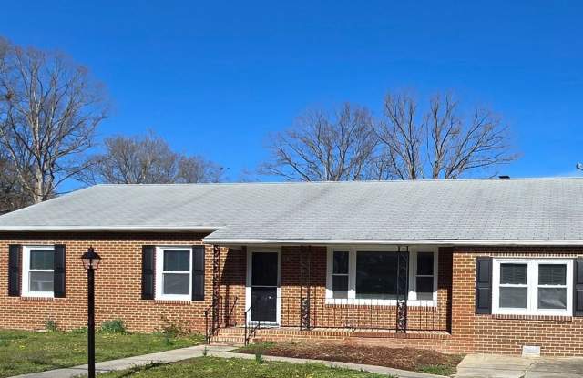 NEWLY REMODELED 3 BEDROOM HOUSE photos photos