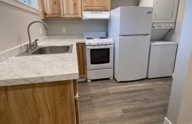 5381 South 800 East Gallery 1