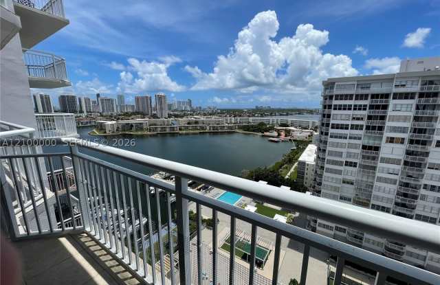 18061 Biscayne Blvd Gallery 1