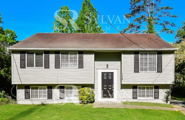 1179 Jocelyn Court Gallery 2