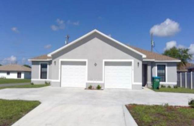 1016 NE 8th Place photos photos 1016 NE 8th Place photos photos