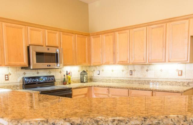Gated and on the golf course in Goodyear! Gallery 2