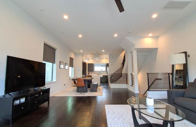 4307 Schuler St., #B Gallery 4