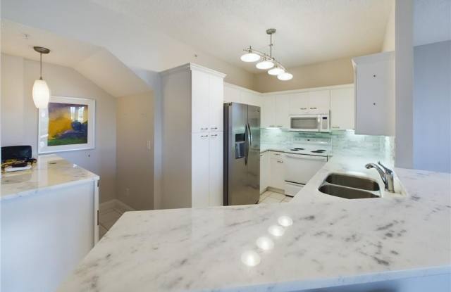 85 Silver Oaks Cir unit: 6-102 - 85 Silver Oaks Circle, Vineyards, FL 34119