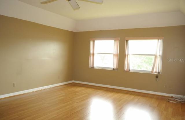 1404 CORDOVA GREEN Gallery 2