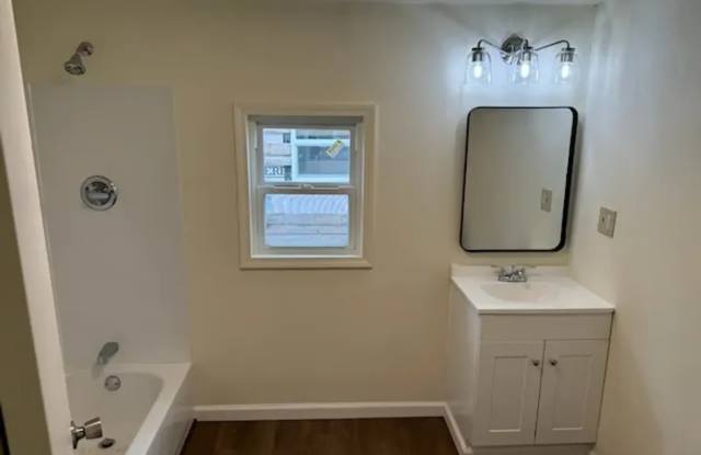 Just Listed: Renovated 3-Bedroom Gem with Dream Workshop in Columbus, KS! Gallery 4