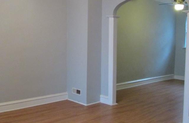 1440 S. 31st Street Gallery 3