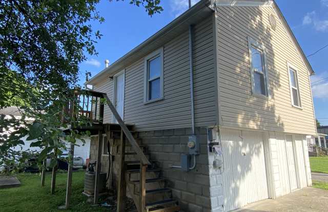 744 Lee St photos photos