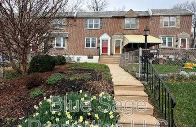 2345 Bond Ave photos photos