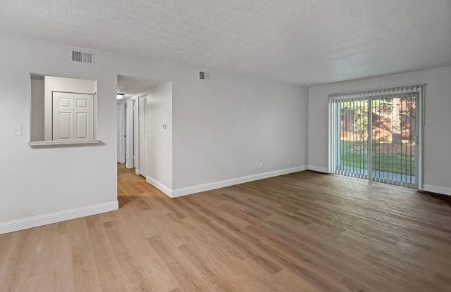 Evansville, Indiana*** 2 Bed 1 Bath $1079.00/mo***No Deposit $0 photos photos Evansville, Indiana*** 2 Bed 1 Bath $1079.00/mo***No Deposit $0 photos photos