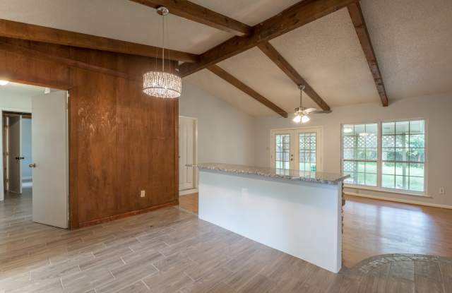 Spacious 3-Bedroom Home on a Large Corner Lot in Cedar Park! - 1500 White Circle, Williamson County, TX 78613