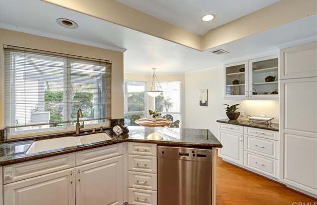 16 White Water Drive Gallery 2
