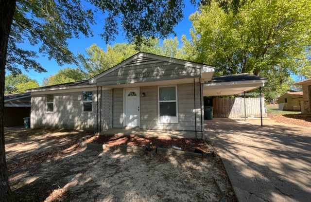Renovated 4 Bedroom 1.5 Bath home for Rent! Gallery 1
