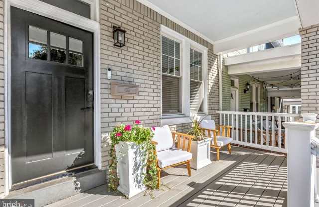 318 TODD Place NE photos photos 318 TODD Place NE photos photos